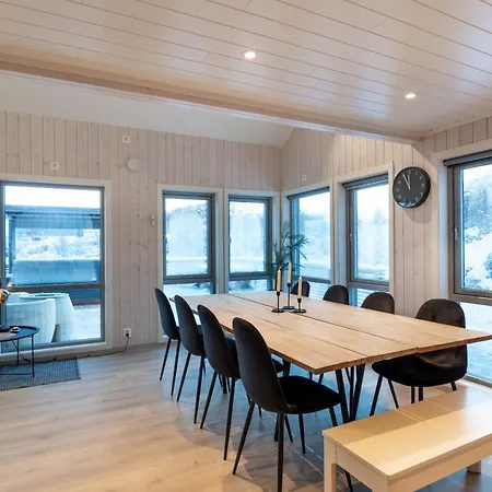 Vikran Seaside Straumsjoen